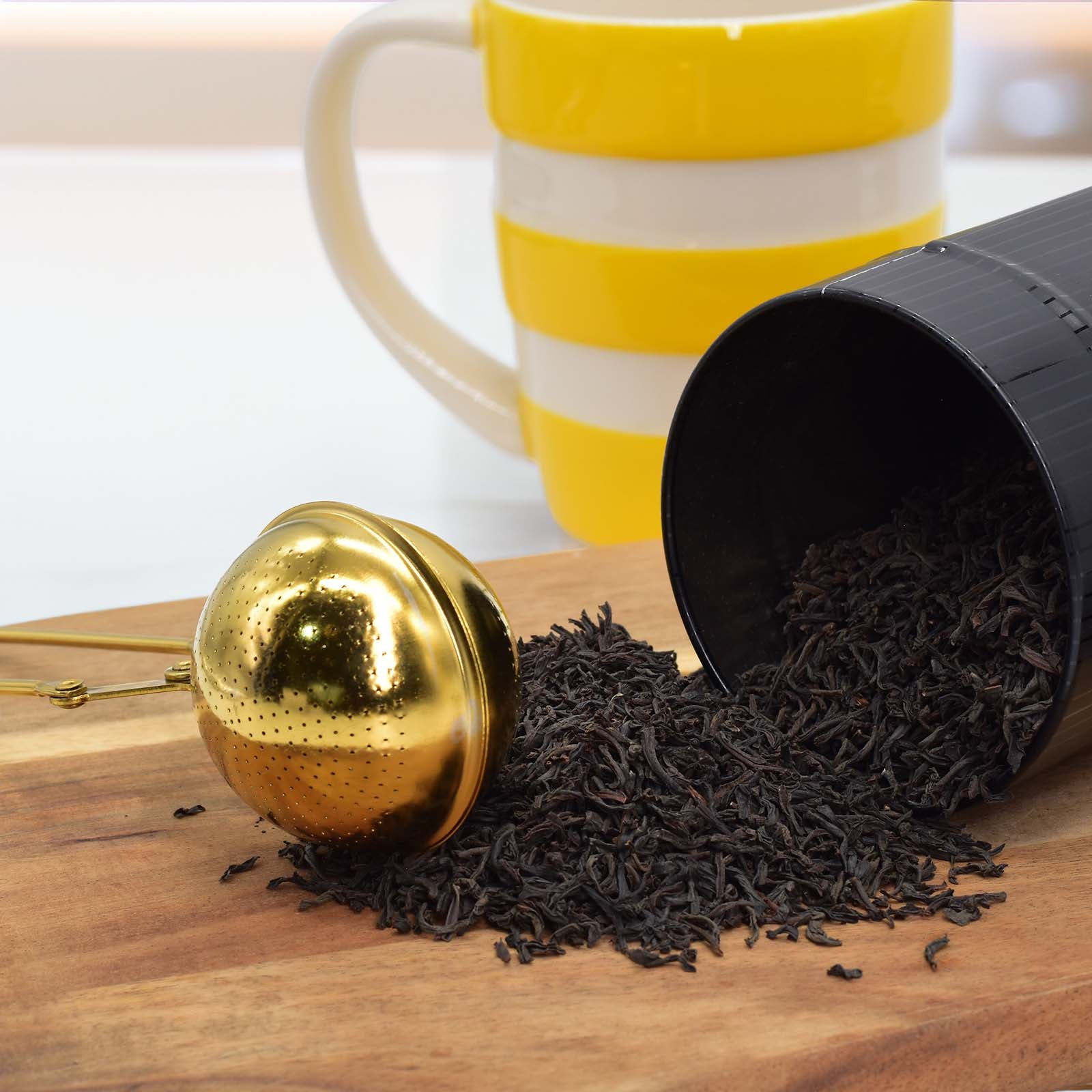 Ball Infuser For Loose Leaf Tea lifestyle image